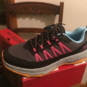 Women’s Tennis Shoes